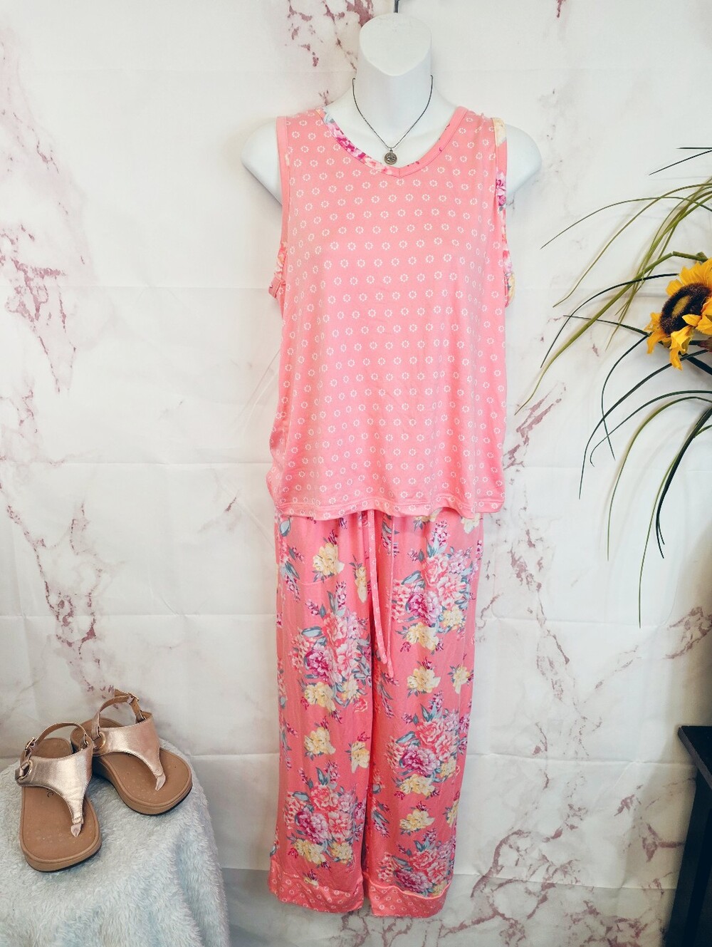 Flora Nikrooz Pink Floral Pajama Set Size Small Soft Stretch Lounge Sleepwear - Picture 4 of 8
